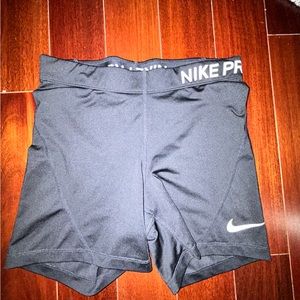 NIKE PRO SHORTS